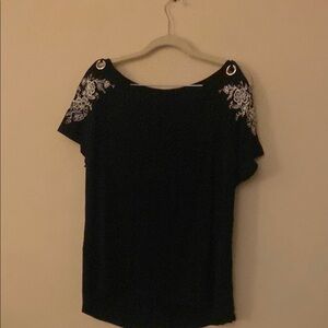Cable & Gauge Black Blouse with Long Sleeves